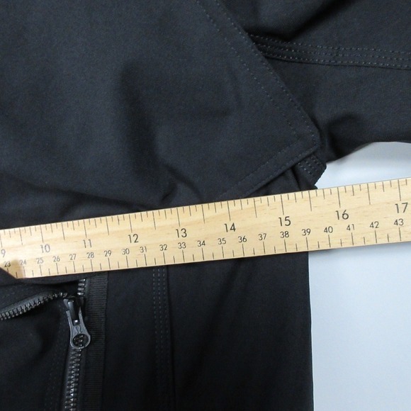 Lululemon Asymmetrical Zip Jacket Women Black Pockets 4 S Outdoor Athleisure 538 - Picture 9 of 10